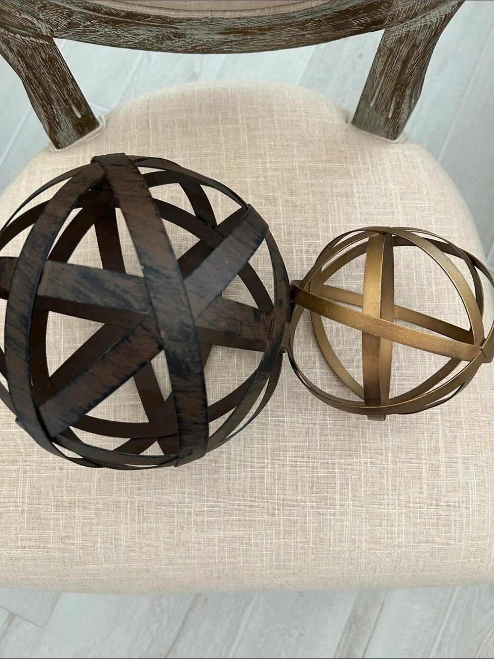 Decorative Metal Orb Accent Set in Brown and Gold